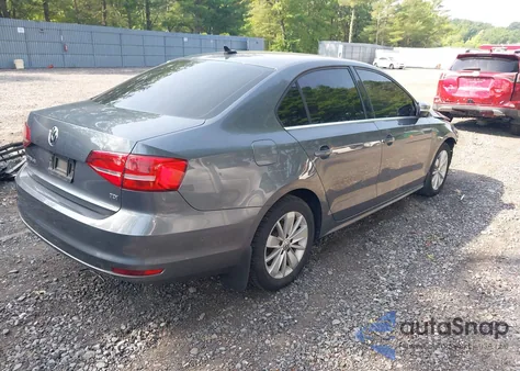 2015 Volkswagen Jetta 2.0L Tdi Se z USA, uszkodzony, nr VIN 3VWLA7AJ2FM263362